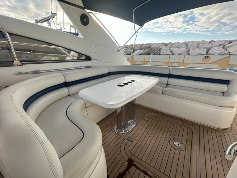 Wynajem Motorówka w Golfe-Juan - Princess Princess V50