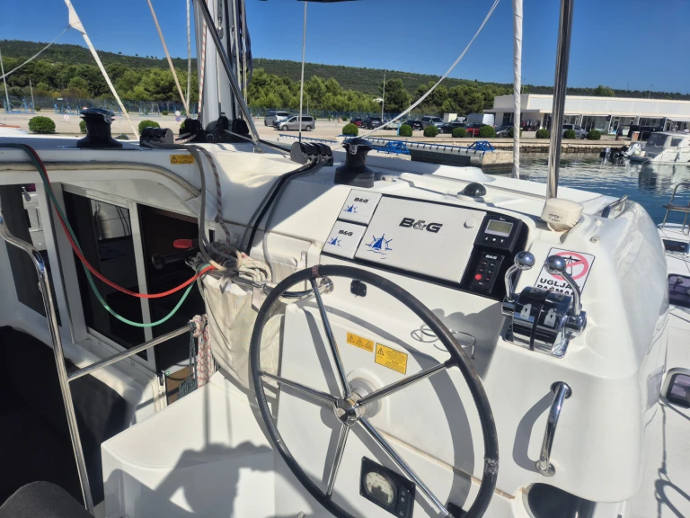 Katamaran do wynajmu w Dubrownik w najlepszej cenie