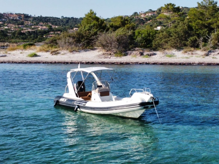 Sacs Sacs S 680 między profesjonalistami a osobami prywatnymi w Bonifacio