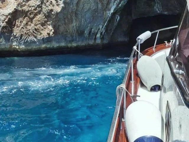 Wynajem Motorówka viveur z patentem 