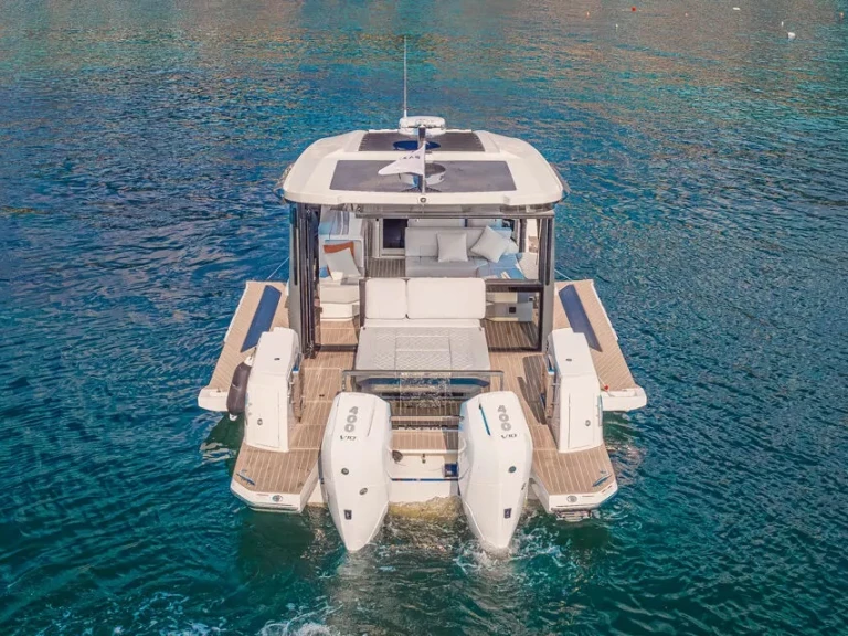 Wynajmij Motorówka z lub bez skippera Saxdor w Cogolin