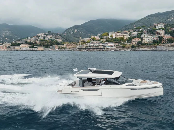 Motorówka do wynajmu w Cogolin w najlepszej cenie