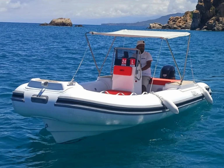 Noah NOAH między profesjonalistami a osobami prywatnymi w Cefalù