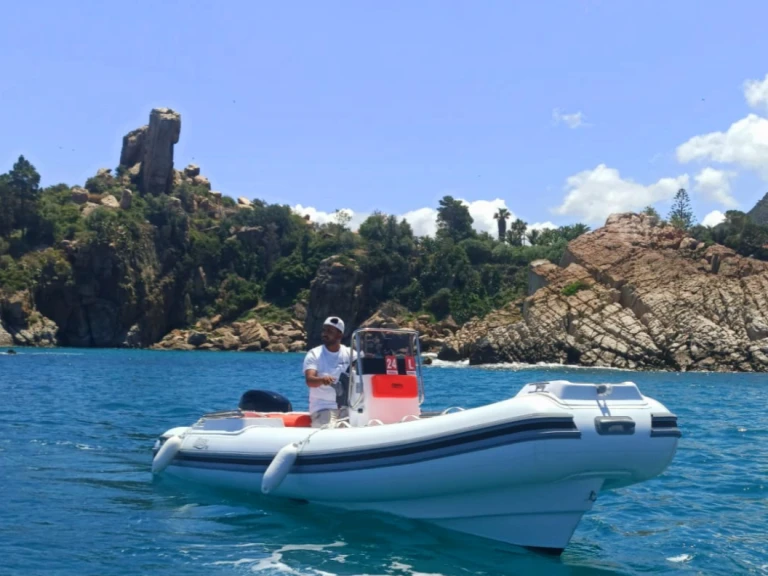 Wynajmij Noah NOAH w Cefalù