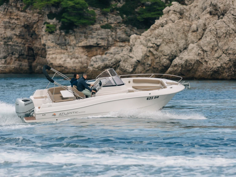 Wynajmij Atlantic open 750 w Split Port