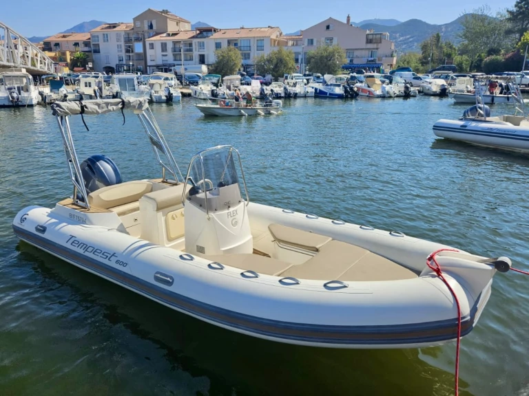 Wynajem łodzi Selva Selva D600 S Line w Les Issambres na SamBoat 