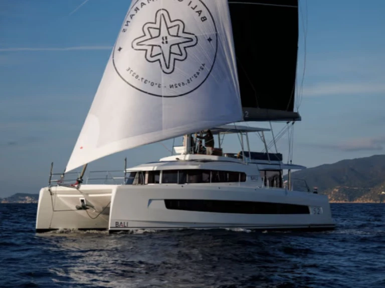 Wynajmij Katamaran z lub bez skippera Bali w Raiatea Island