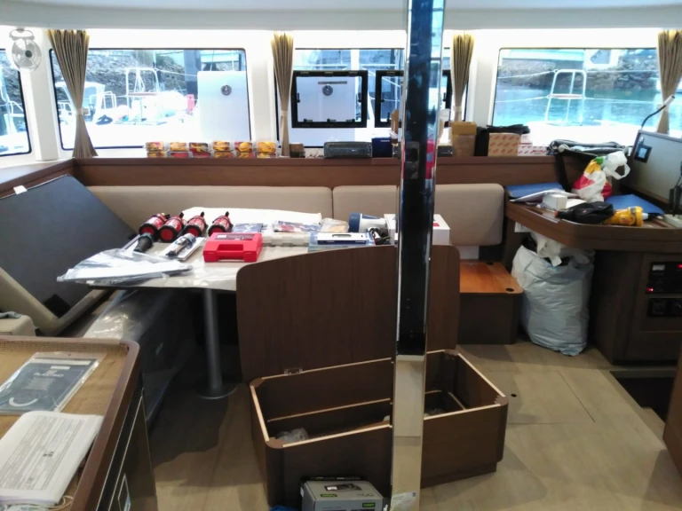 Wynajmij Katamaran z lub bez skippera Lagoon w Pointe-à-Pitre