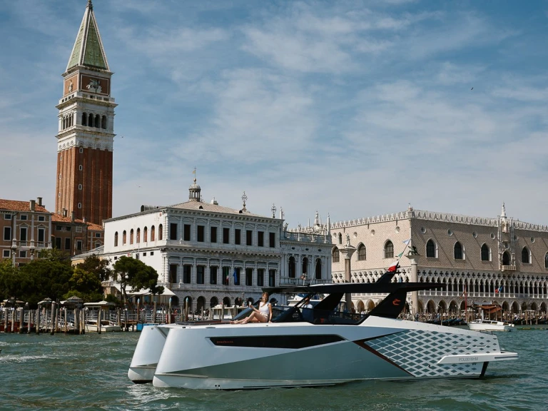 Wynajem Luksusowy jacht w Casale sul Sile - Dracan Marine Dracan 42