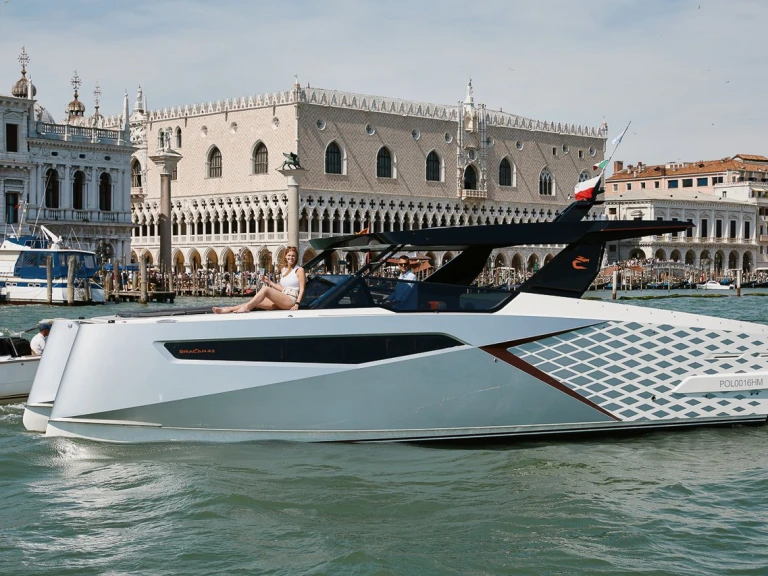 Wynajem łodzi Dracan Marine Dracan 42 w Casale sul Sile na SamBoat 