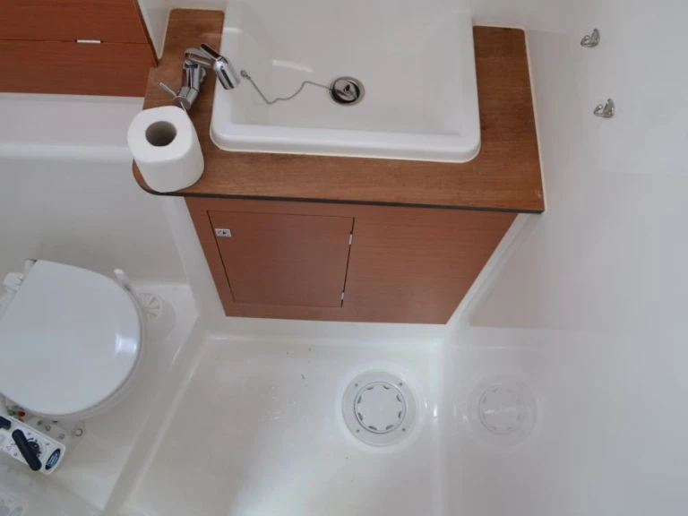 Dufour Dufour 460 Grand Large między profesjonalistami a osobami prywatnymi w Olbia