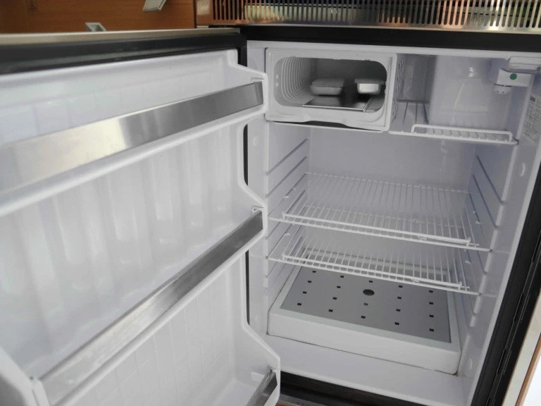 Wynajmij Excess Excess 11 (6 cab.) w Nea Peramos