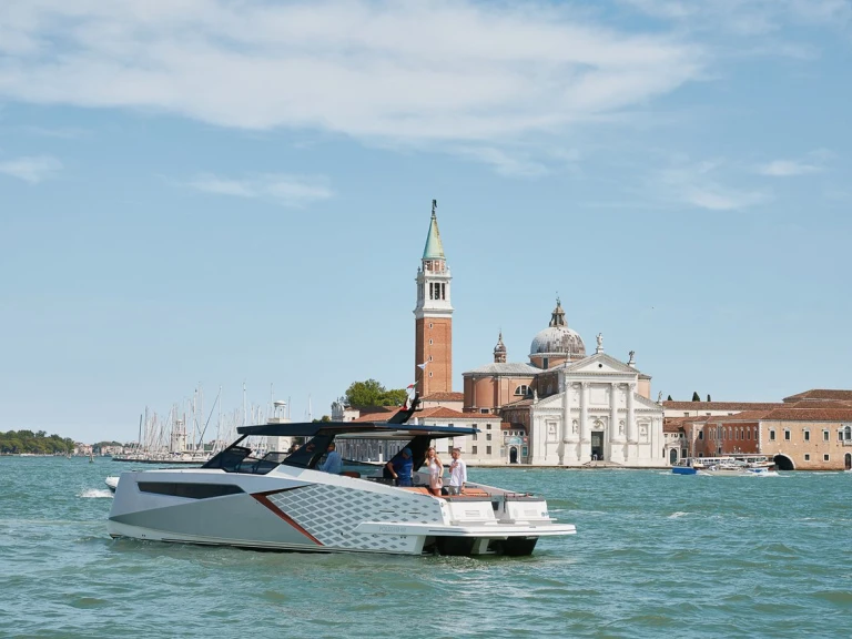 Wynajem łodzi Casale sul Sile tanio Dracan 42