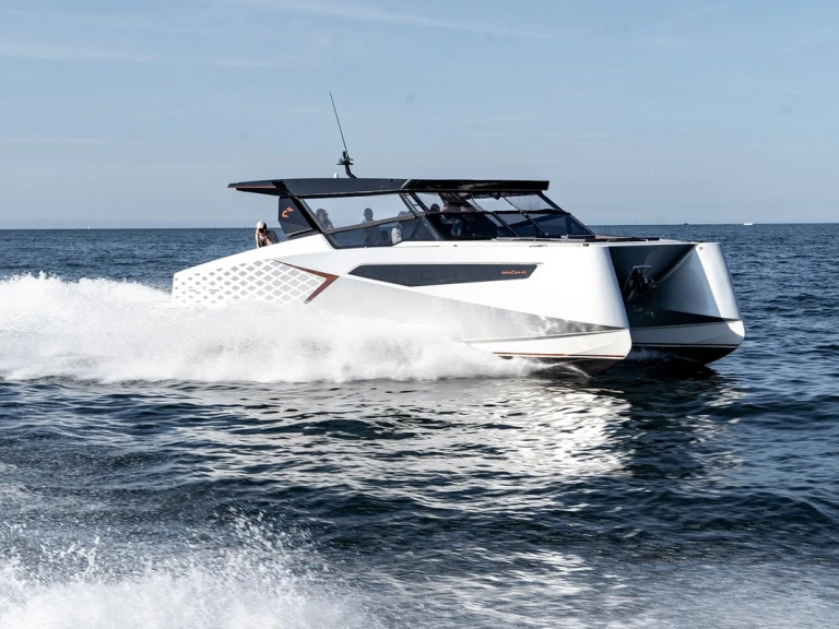 Wynajmij Luksusowy jacht z lub bez skippera Dracan Marine w Casale sul Sile