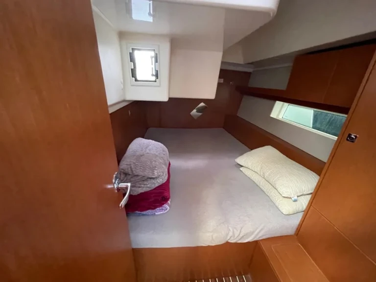 Wynajem Żaglowiec Bavaria z patentem 