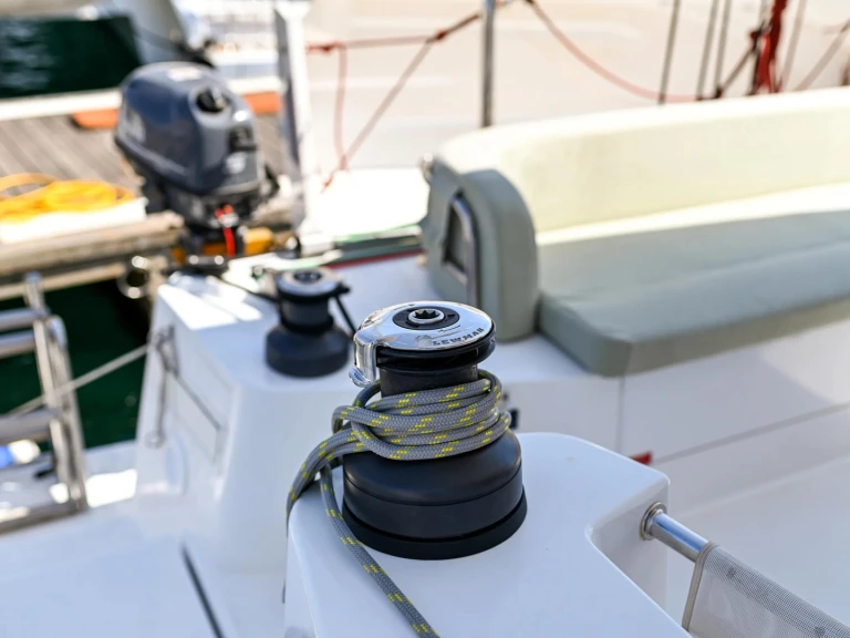 Wynajem łodzi Tivat tanio Bali Catsmart (6 cab.)