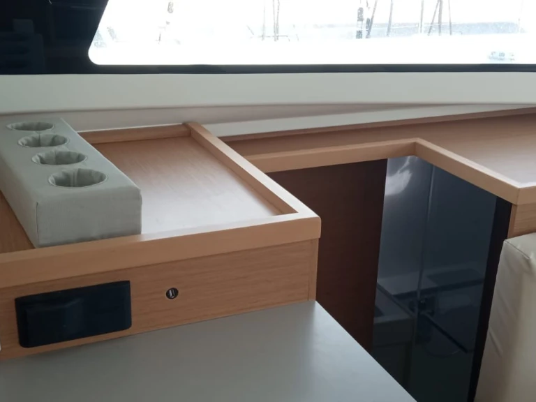 Wynajem w Lefkáda- Excess Excess 11 (6 cab.) na SamBoat