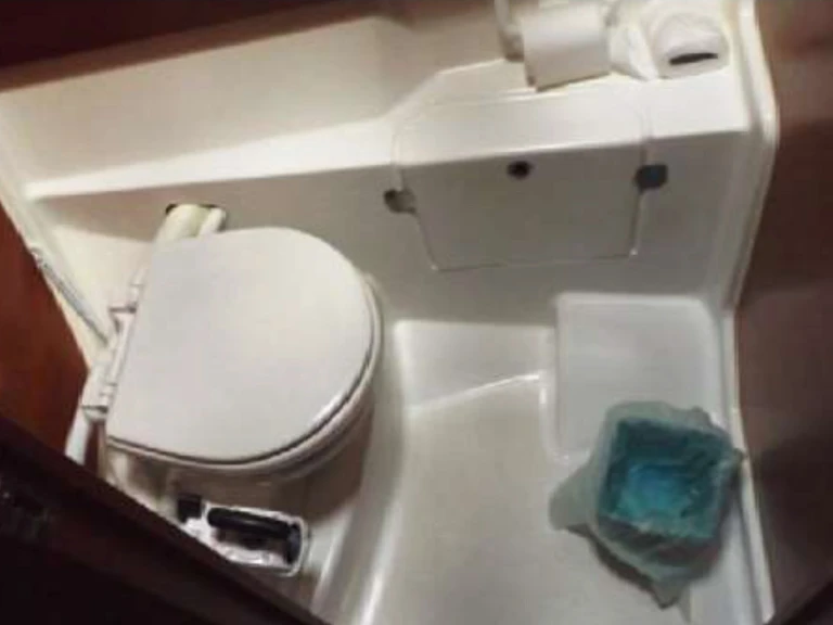 Wynajem łodzi Kalkara tanio Dufour 450 GL (4 cab.)