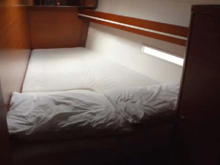 Wynajem Żaglowiec w Kalkara - Dufour Dufour 450 GL (4 cab.)