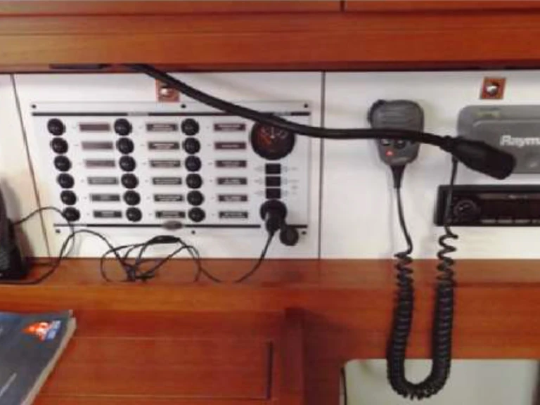 Wynajem łodzi Dufour Dufour 450 GL (4 cab.) w Kalkara na SamBoat 