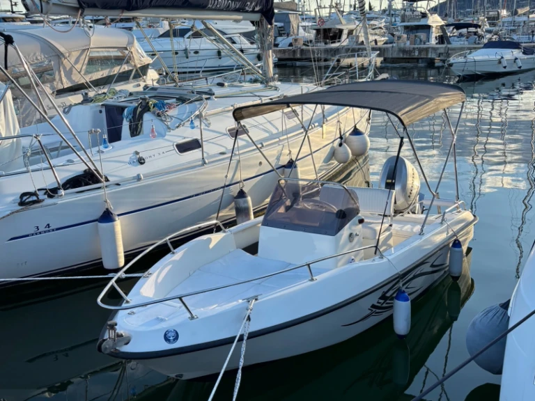 Wynajem łodzi Molinari Molinari ontario w Sanremo na SamBoat 