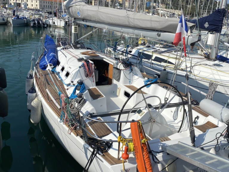 Wynajmij Żaglowiec z lub bez skippera Bénéteau w Six-Fours-les-Plages