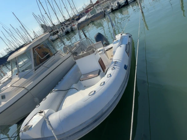Wynajem łodzi Capelli Tempest 626 w Port-Camargue na SamBoat 