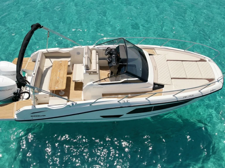 Wynajem Motorówka Quicksilver z patentem 