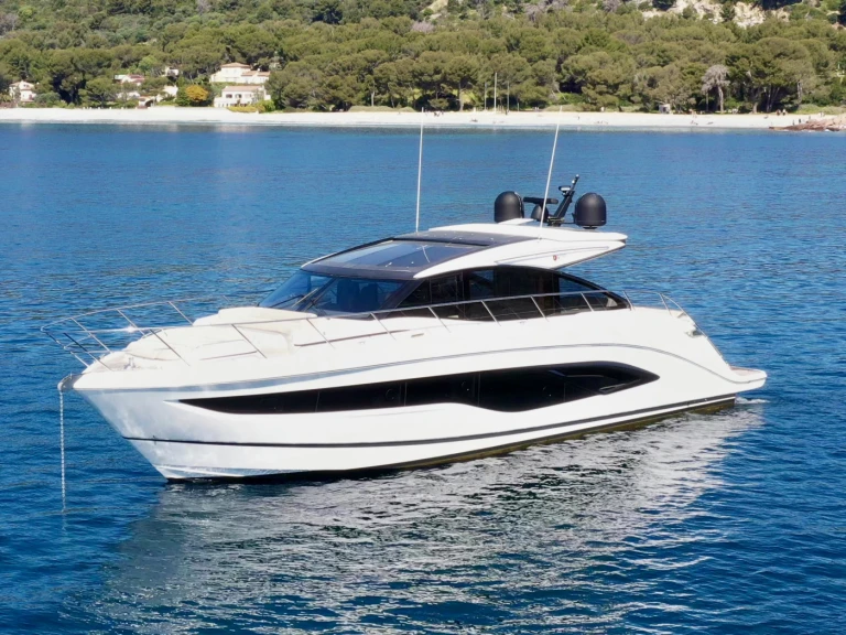 Wynajem łodzi Port Fréjus tanio Princess V55