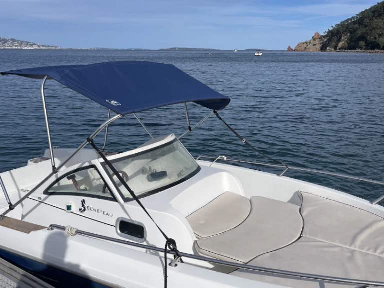 Wynajem łodzi Mandelieu-la-Napoule tanio Ombrine 630