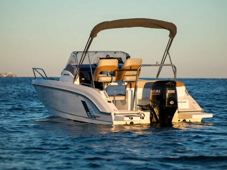 Wynajmij Bénéteau Flyer 6.6 SUNdeck w Port de Barcelona