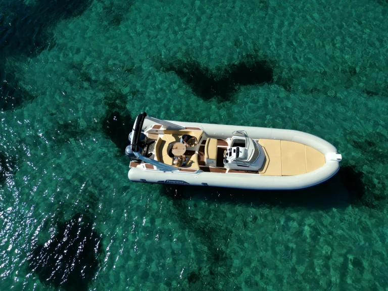 Wynajem Łódż półsztywna w Porto-Vecchio - Capelli Tempest 1000 Sun