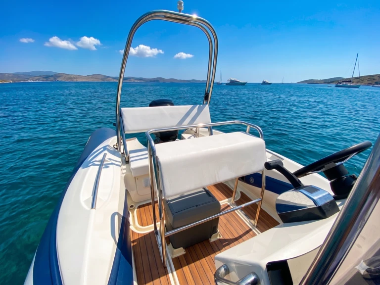 Wynajem łodzi Carnon-Plage tanio V 650 Cruiser