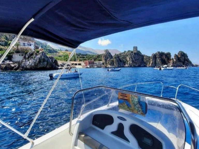 Wynajmij Motorówka z lub bez skippera tancredi w Castellammare del Golfo