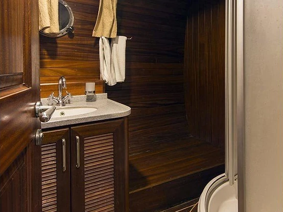 Wynajem Żaglowiec  z patentem 