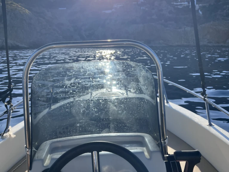 BRS BRS500 między profesjonalistami a osobami prywatnymi w Pantánassa