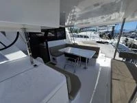 Aventura Aventura 37 między profesjonalistami a osobami prywatnymi w Novi Vinodolski