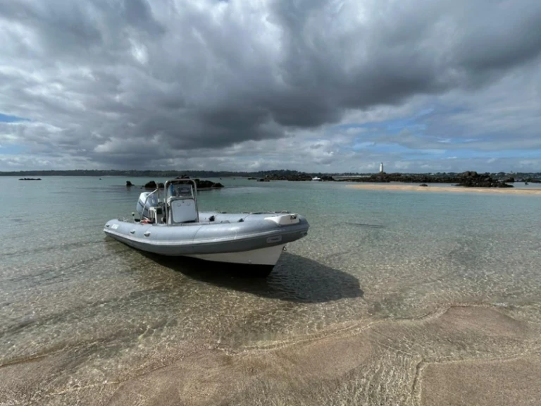 Wynajem w Saint-Quay-Portrieux- Lomac Beluga 24 na SamBoat