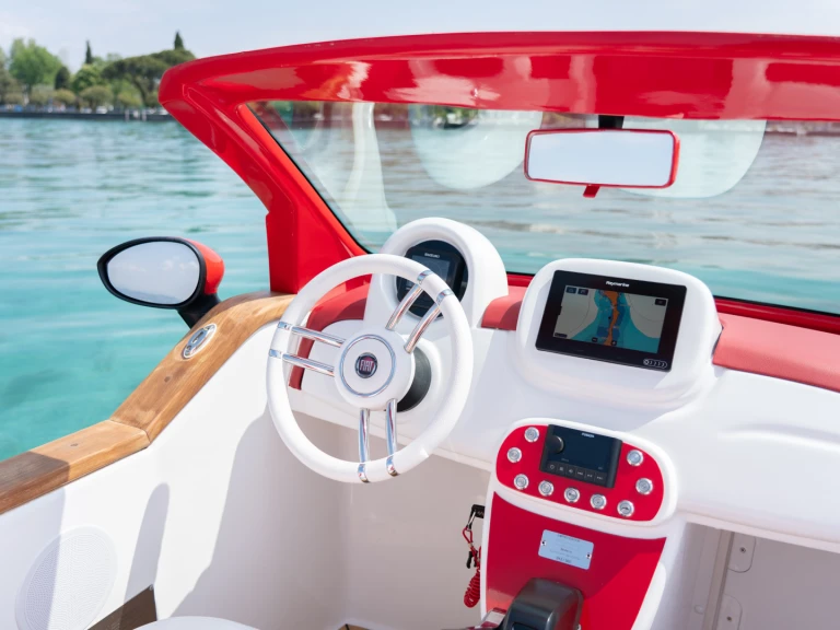 Motorówka do wynajmu w Sirmione w najlepszej cenie