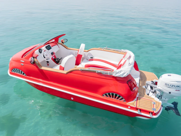 Wynajem Motorówka w Sirmione - CAR OFF SHORE FIAT 500 CAR OFF SHORE FIAT 500