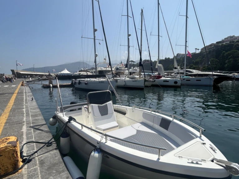 Wynajem w Castellammare di Stabia- Teorema 20 Open 6 mt na SamBoat