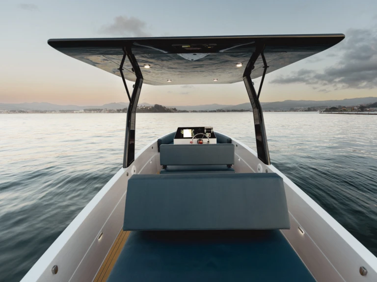 Wynajmij Motorówka z lub bez skippera Lasai w Lac Léman