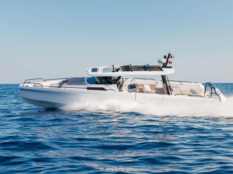 Wynajem Motorówka w Cannes - Axopar 45 BRABUS