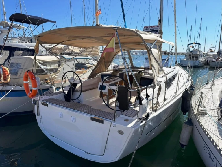 Bavaria Bavaria 41 Cruiser między profesjonalistami a osobami prywatnymi w Palma de Mallorca