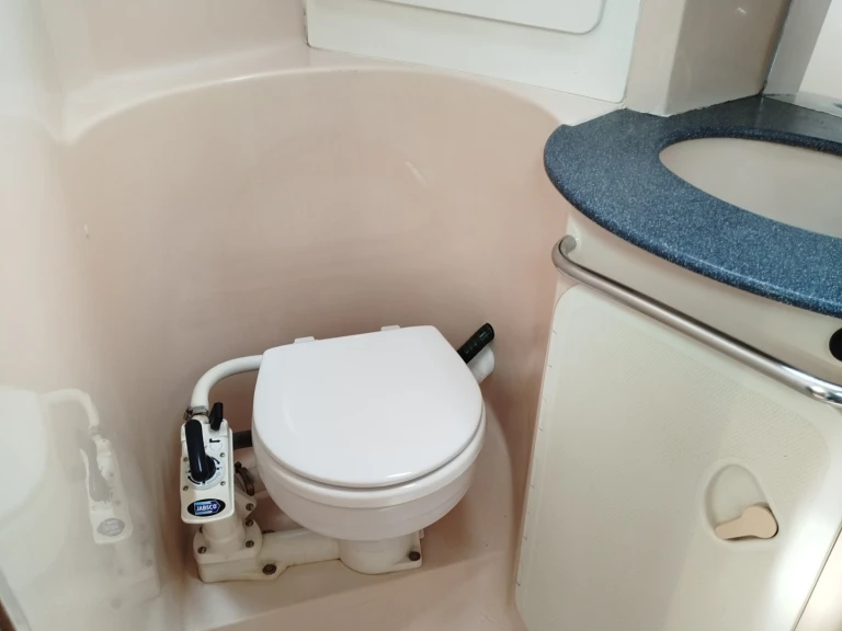 Wynajmij Bavaria Bavaria 40 w Volos