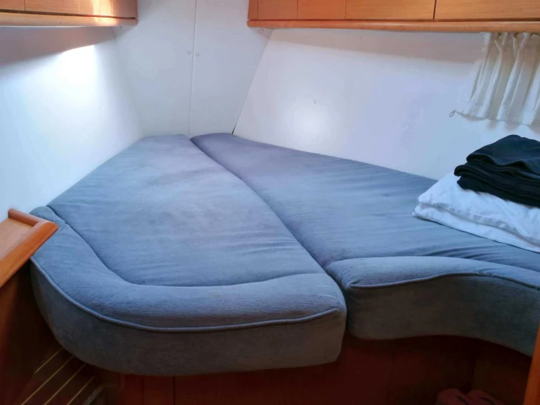 Wynajem Żaglowiec Bavaria z patentem 