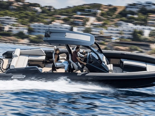 Wynajmij  Skipper-BSK 34 NC w Naxos (City)