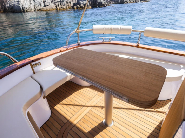 Wynajem w Port Grimaud- Mimi LIBECCIO 7.5 wa na SamBoat