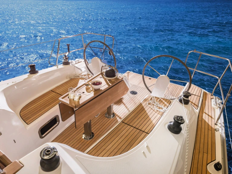 Bavaria Cruiser 34 między profesjonalistami a osobami prywatnymi w Zadar