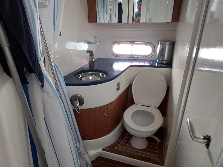 Wynajmij Sunseeker Manhattan 66 w Dubai Marina